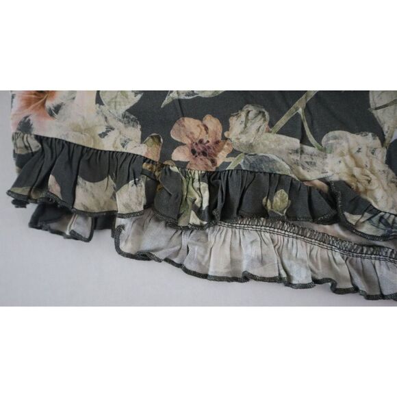 Chaser CW7348 Women Sz M Elephant Cloud Wash Heirloom Woven Ruffle Hem Short $75 - Picture 3 of 9